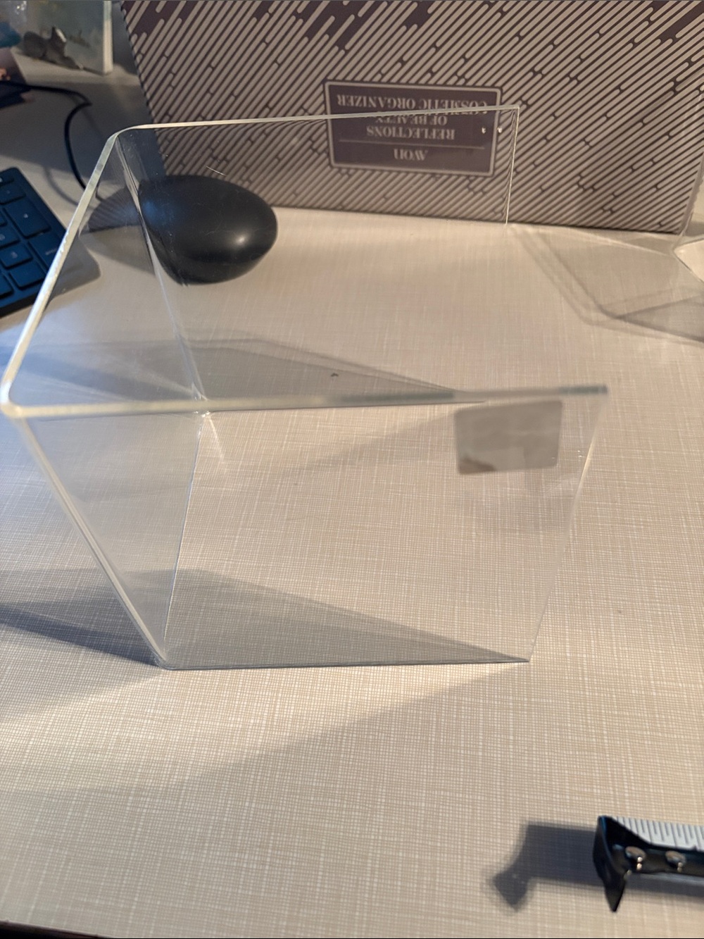 Craft Clear Acrylic Display Cube - Transparent set of two